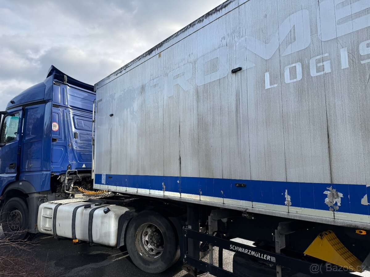 Schwarzmüller KIS 3/E - 9