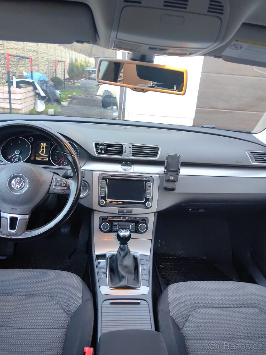 VW Passat B7 2.0tdi 4.motion servisní kn.Supr stav - 9