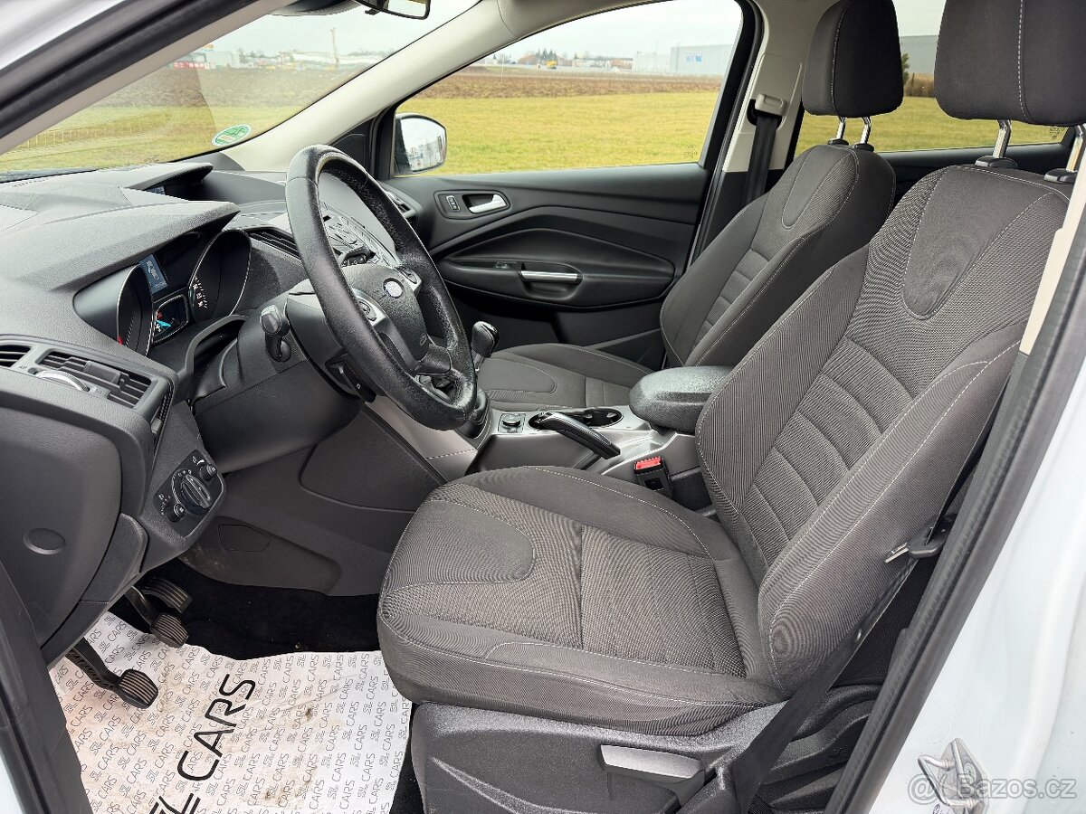 FORD KUGA 1.5 EB //2017 146.200 KM VÝHŘEVY TAŽNÉ SERVISKA - 9