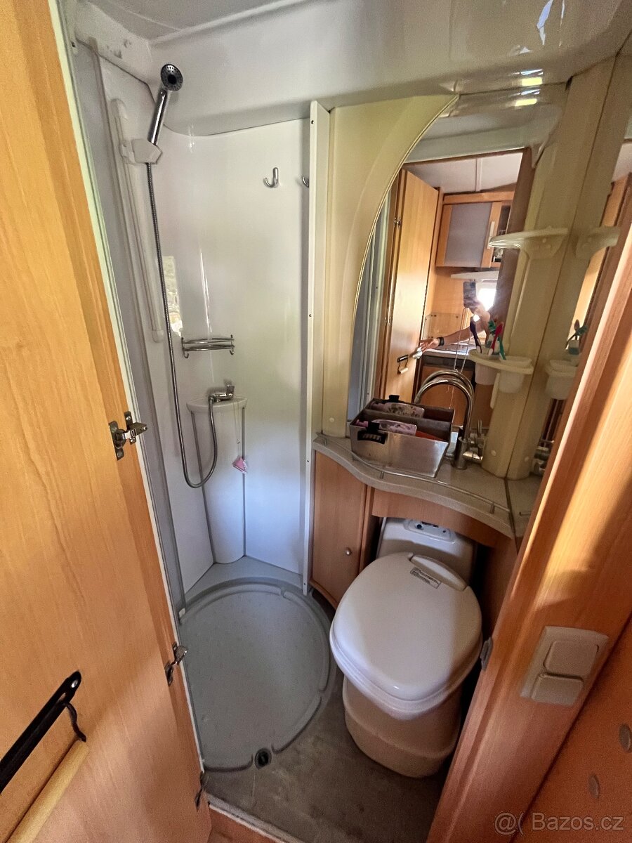 Obytný automobil Ford tec - 9