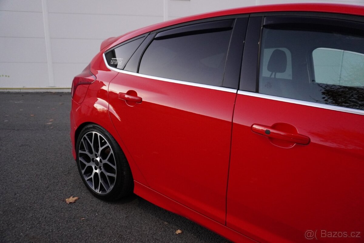 Ford Focus 2.0TDCI ST packet 120kW - 9