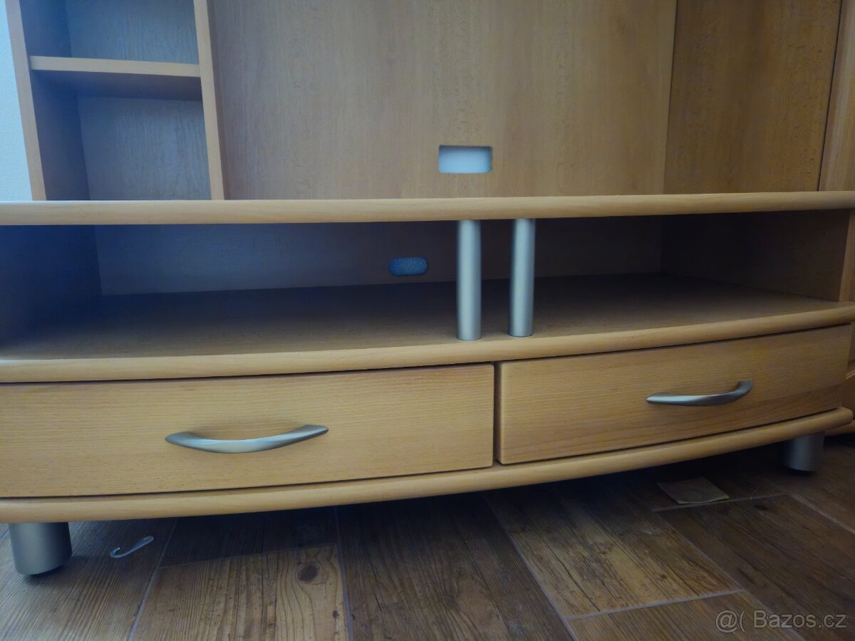 Obývací stěna s podsvícením - 9