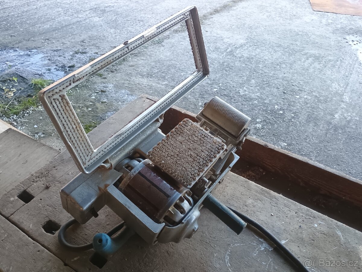 Tesařská ruční pásová bruska Scheer MB2 - 9