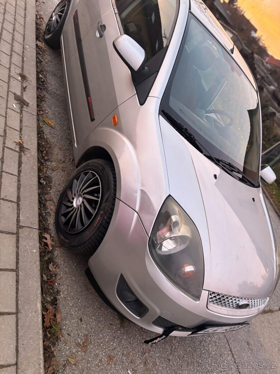 Ford fiesta 1.3 51kw - 9