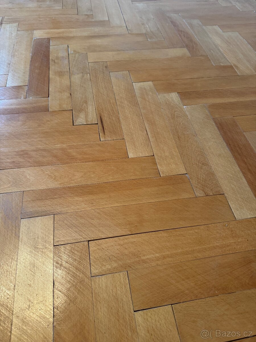 Bukové parkety 35cm x 6cm - 9