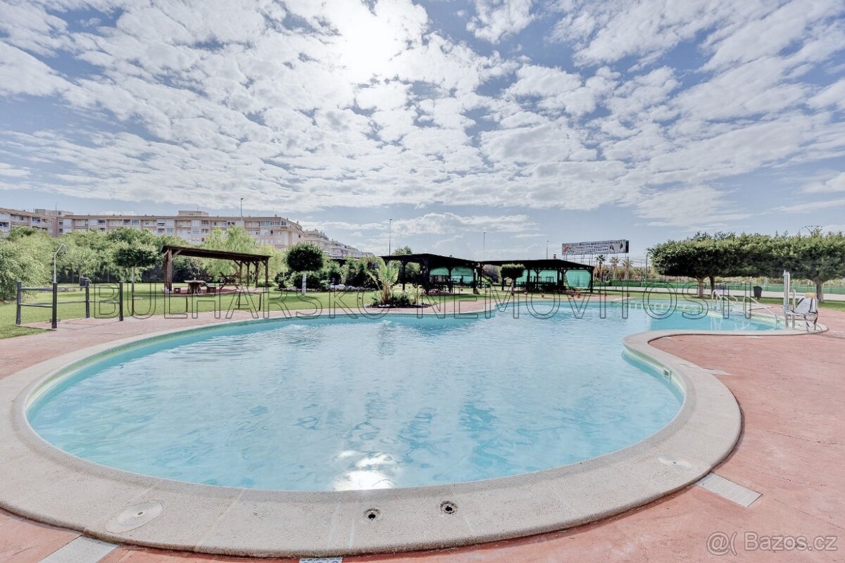 Španělsko, Prodej zařízeného 3 pokojového bytu - 9