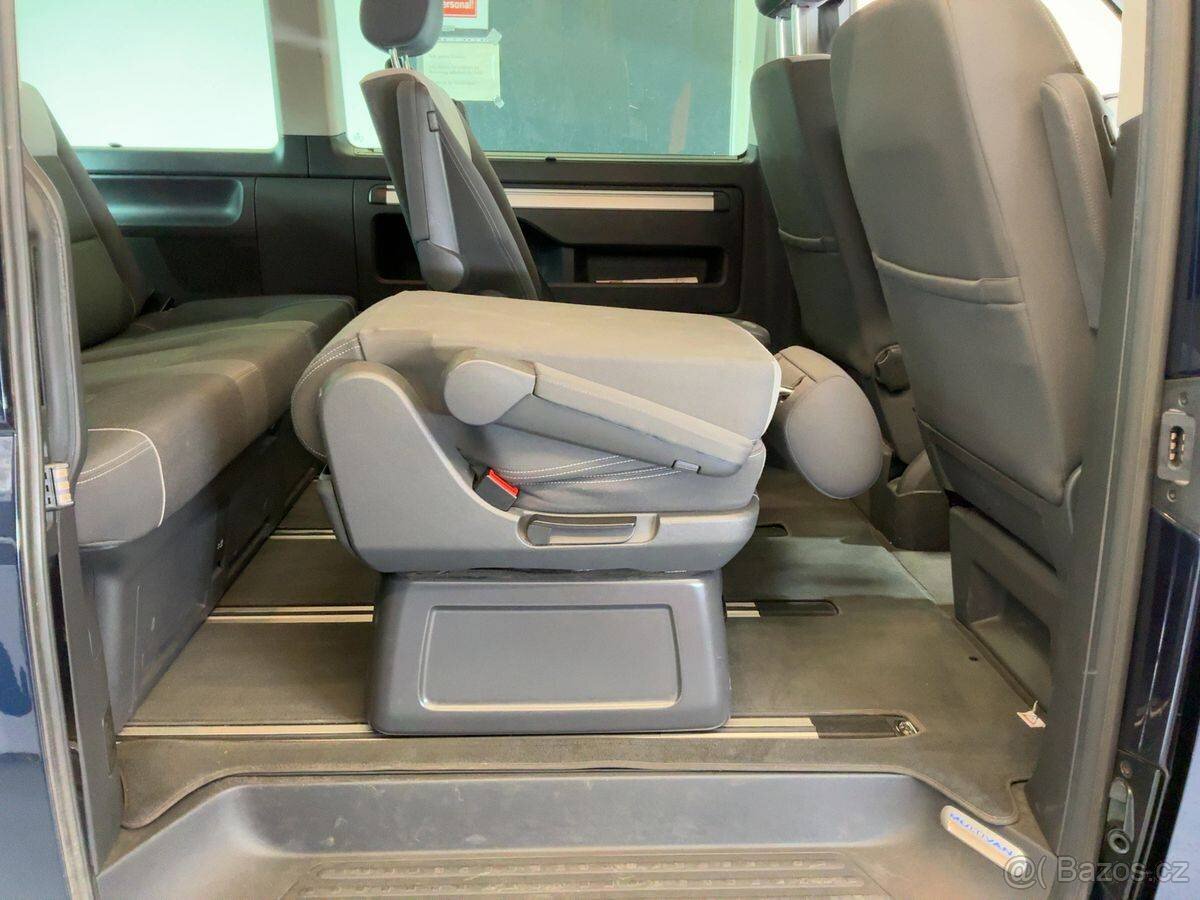 T5 Multivan 2.0 TDI 103kW,Tažné,Navi,Webasto,1.Majitel,Servi - 9