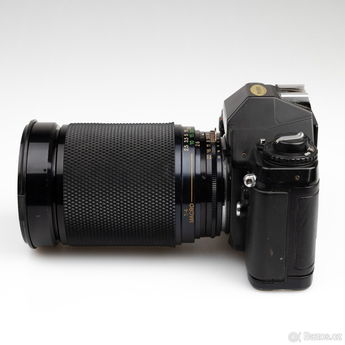 Nikon F-301 + objektiv 28-200mm f/3,8-5,5 - 9