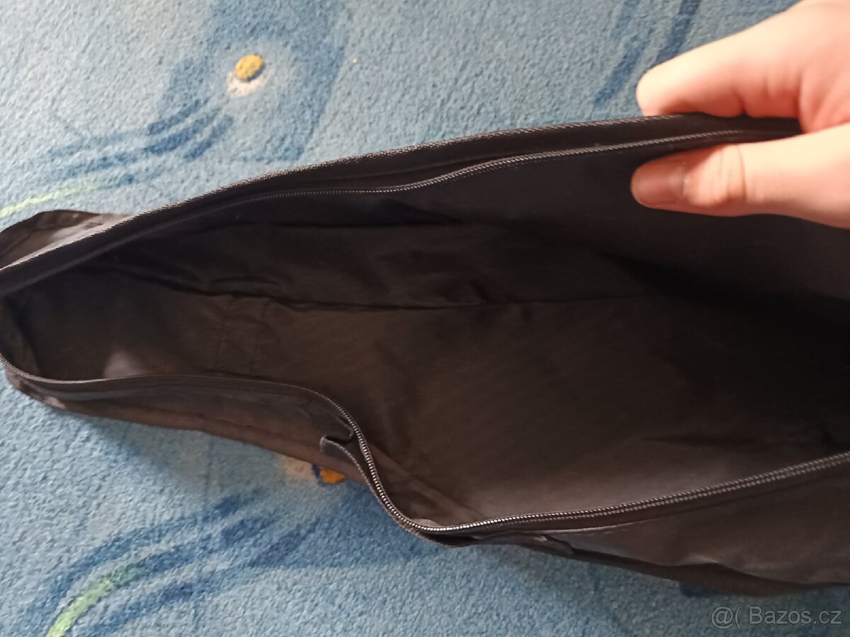 Ukulele MAX Solo + polstrovaný obal - 9