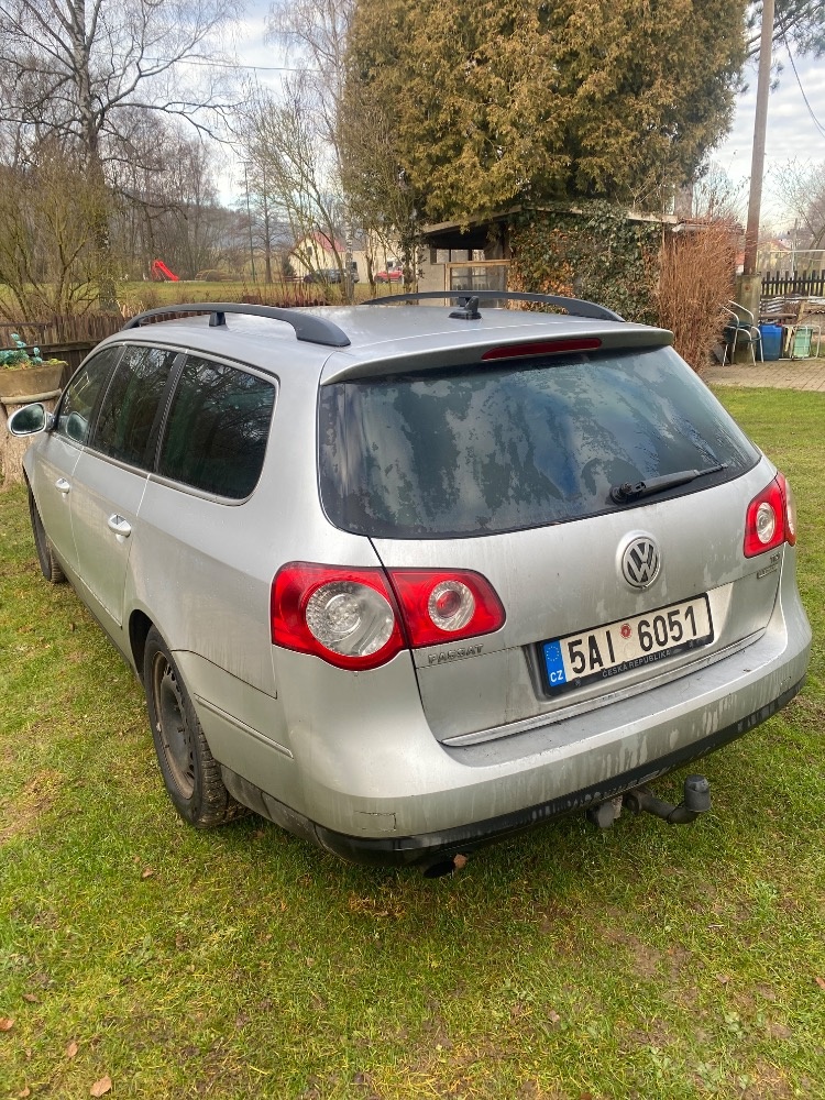 VW Passat B6 1.6 TDI 77kW - 9