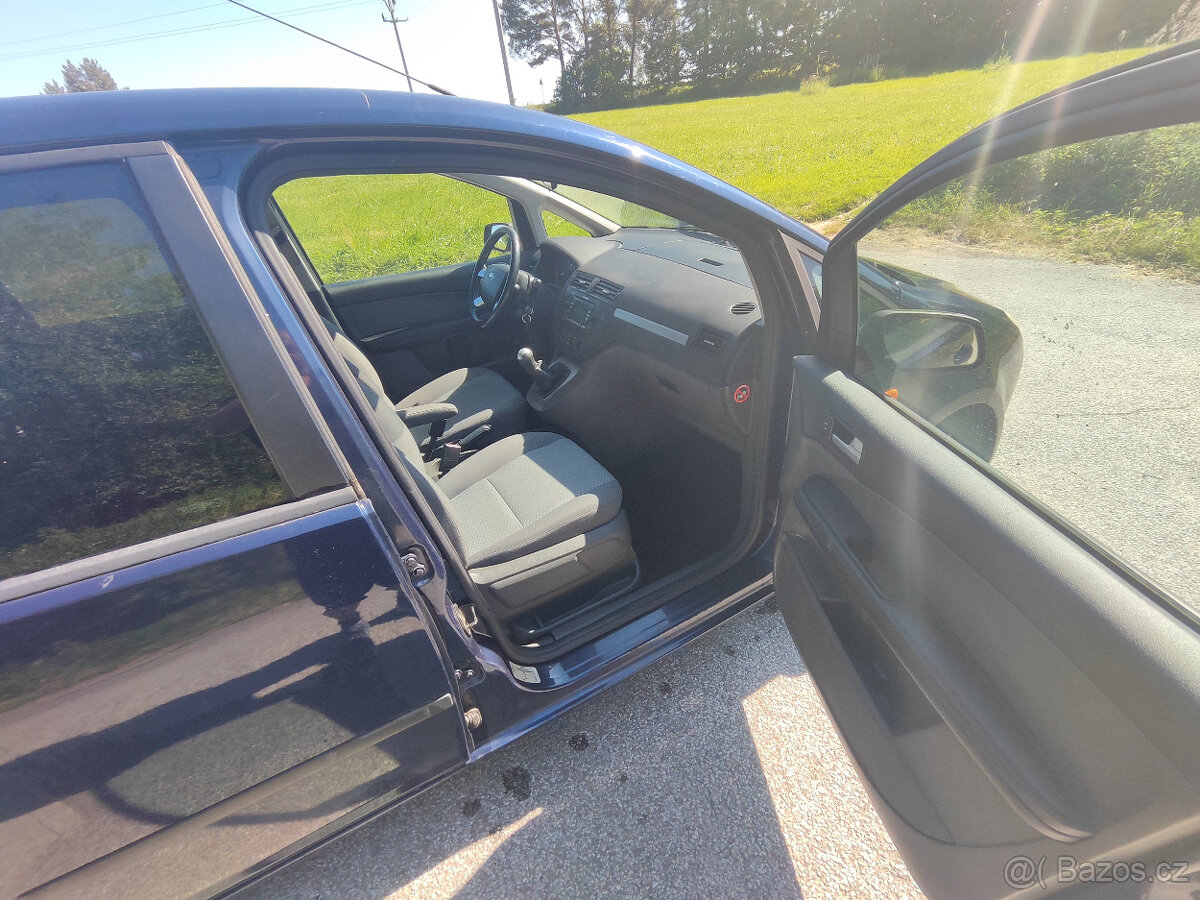 Prodám Ford C-Max 1.8i 92kW - 9