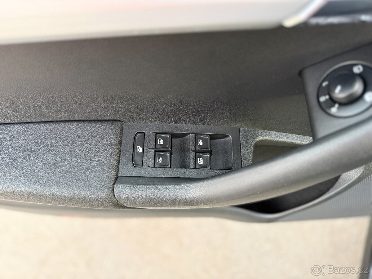 Škoda Octavia Combi 1.4TSI 110kW, rok 2018 - 9