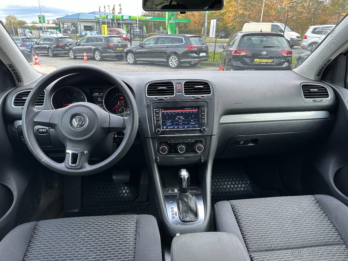 Volkswagen Golf 2011 - 9