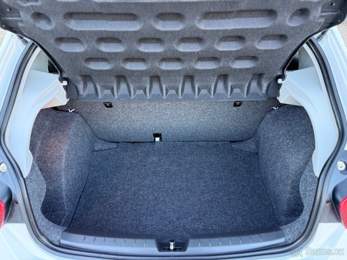 Seat Ibiza 1.2 i 51KW Reference - 9