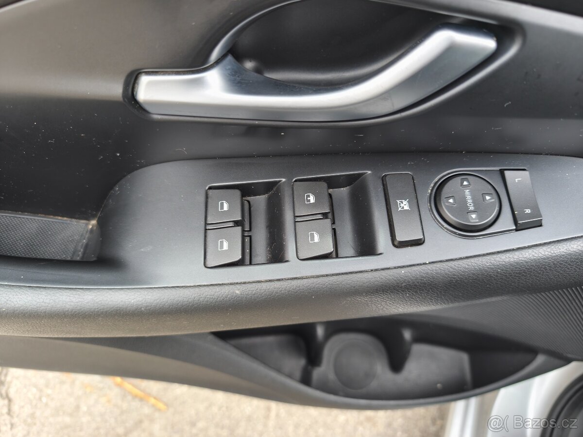 Hyundai i30 combi - 9