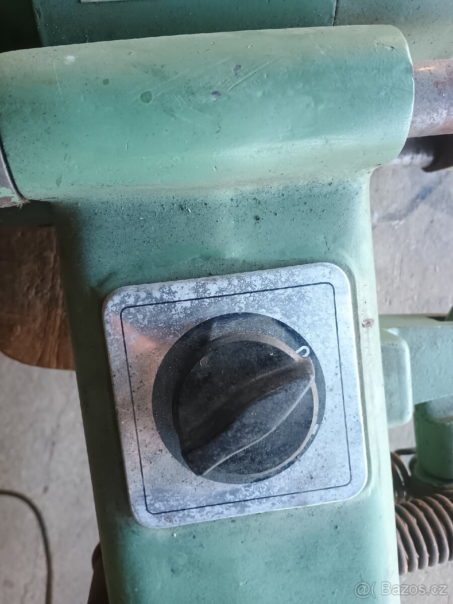 Vysukovačka, sukovací vícevřetenová vrtačka, sukovačka Rapid - 9