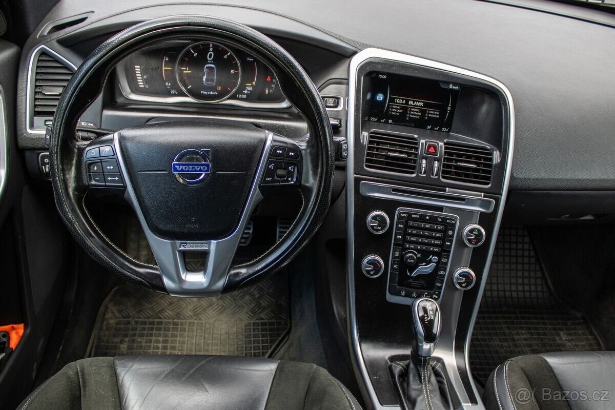 Volvo XC60 Rdesign 140kW 2015 - 9