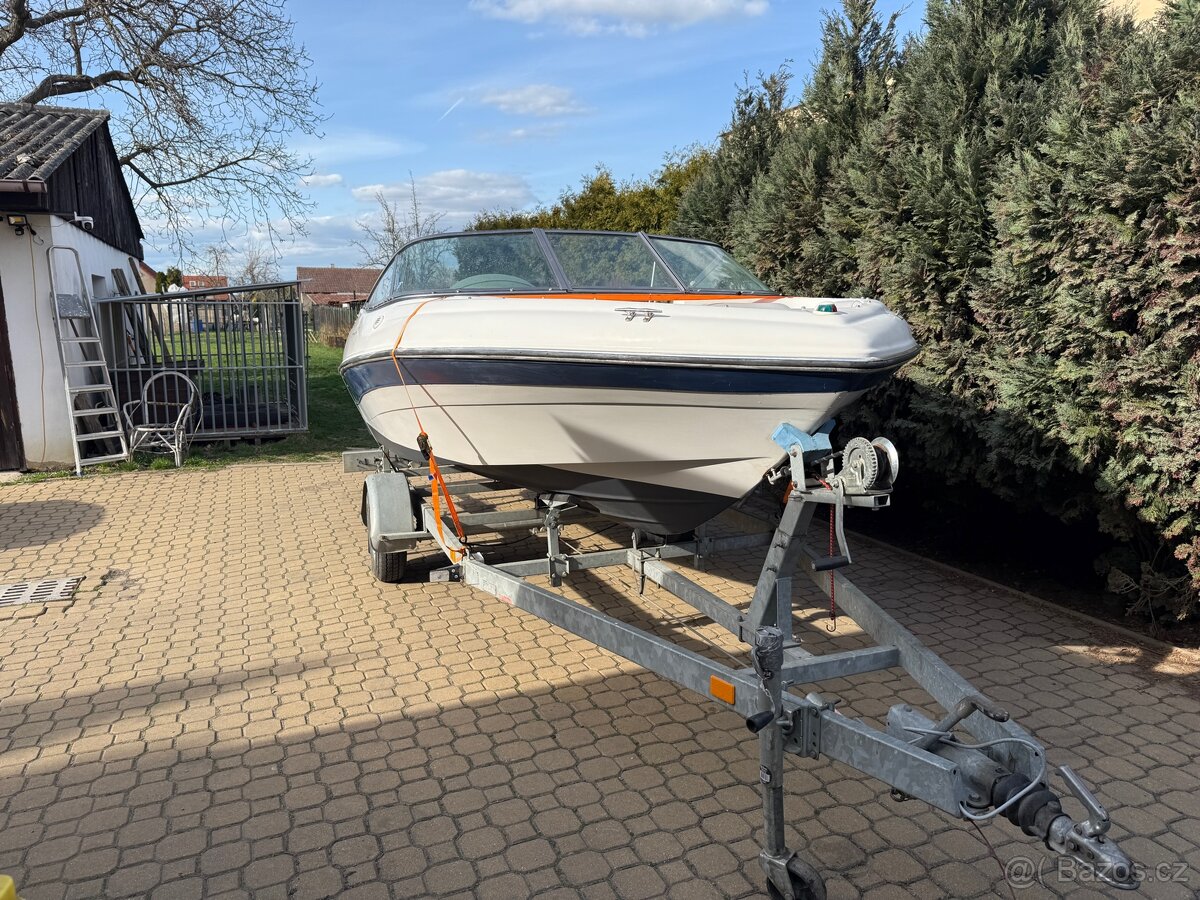 Motorový člun four winns horizon 170 - 9