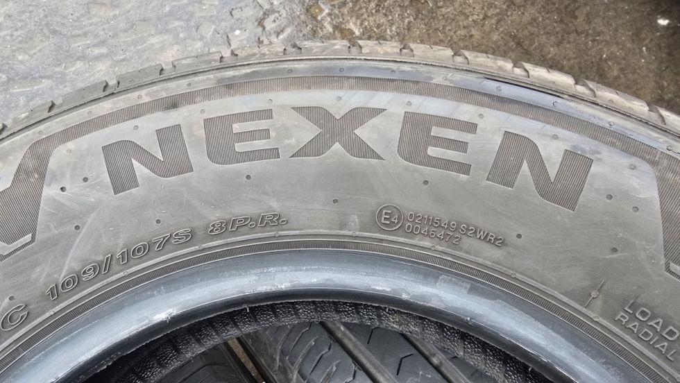 Letní pneu 215/70/15c Nexen - 9