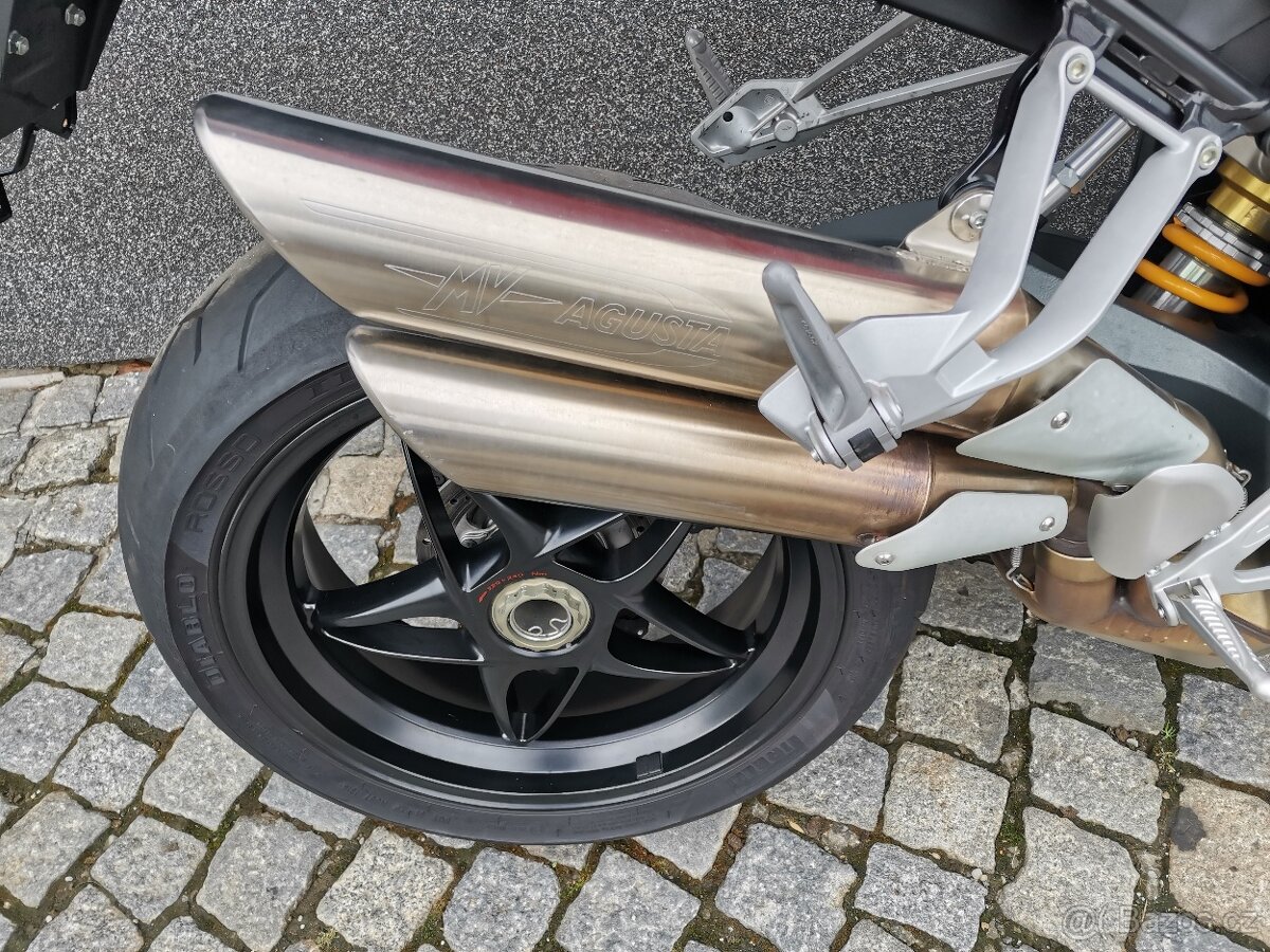 Mv Agusta Brutale R 1090 - 9