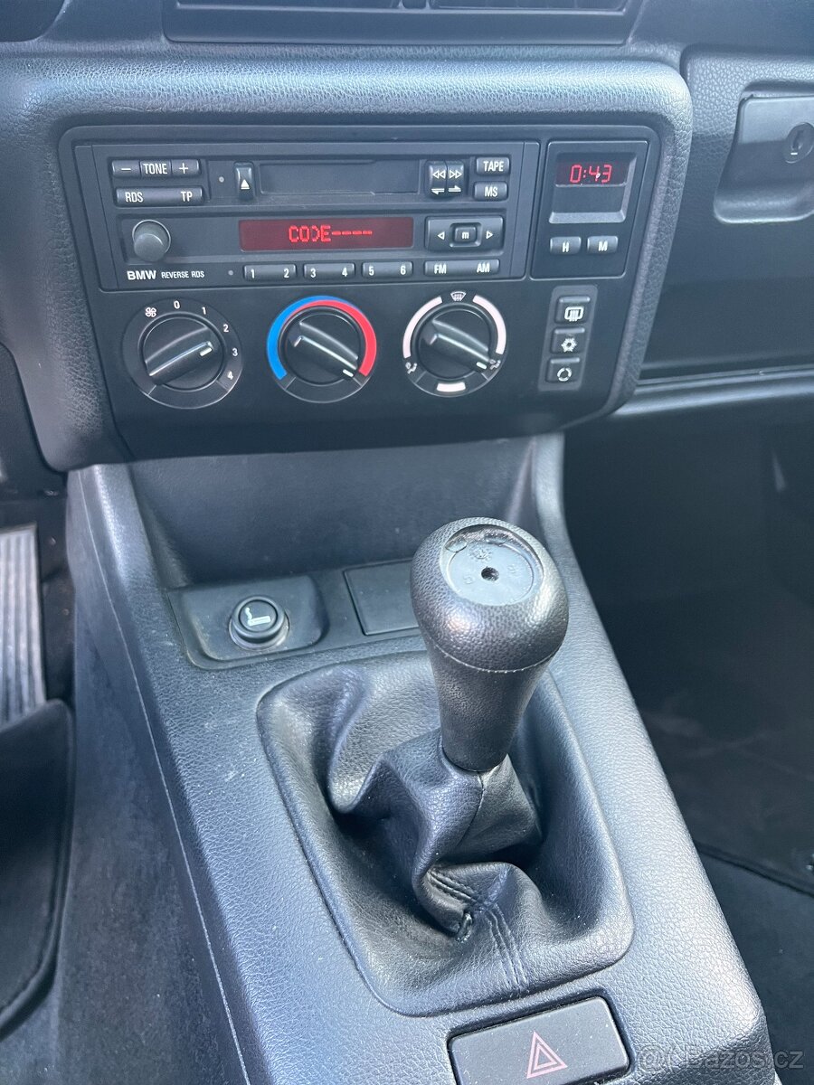 BMW E36 Compact 316i SCHWARZ II - 9