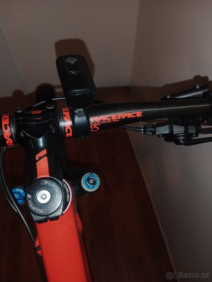 Prodám Karbonové kolo - 9