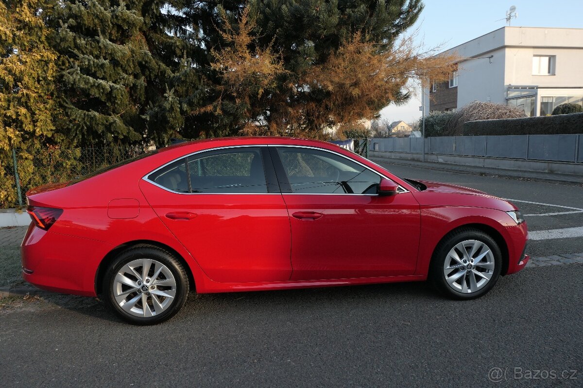 EXKLUZIVNI Š.OCTAVIA IV 1.5 TSI,VELKA VYBAVA,ZARUKA KM. - 9