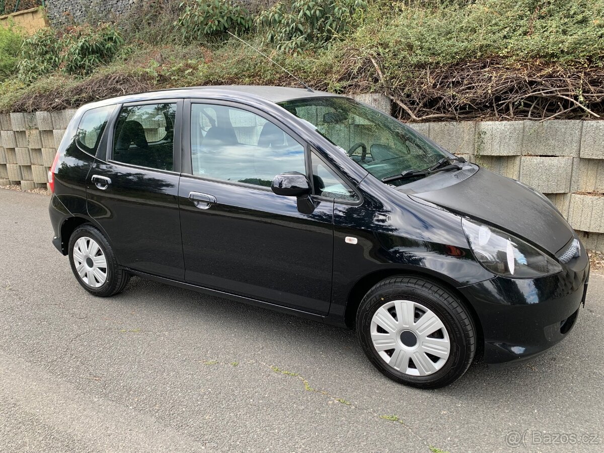 Honda Jazz 1.3 i - 16 V - 9