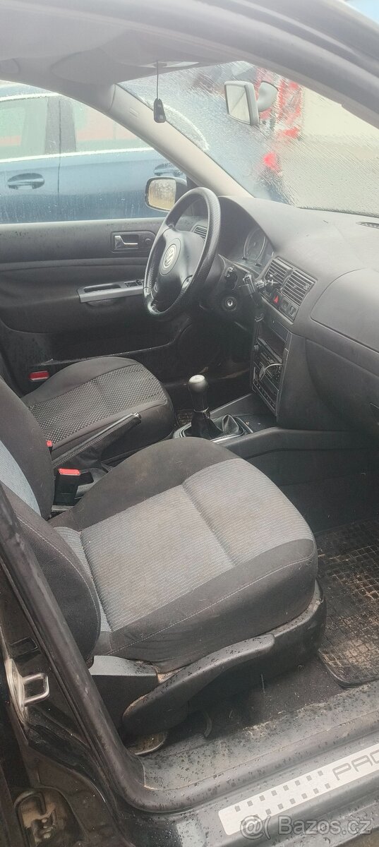 Volkswagen Golf na prodej - 9