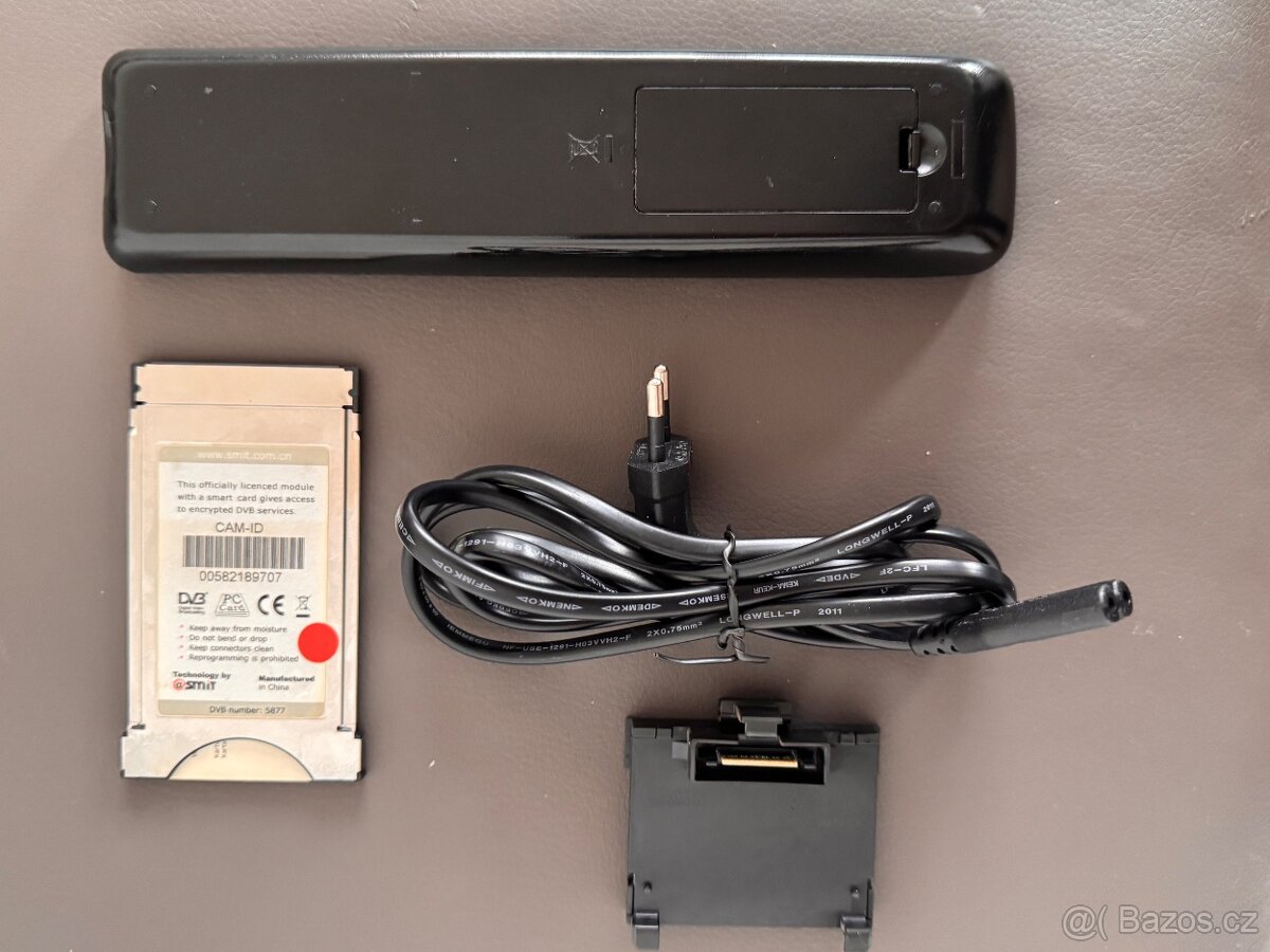 Televize Samsung UE22D5000NW - 9