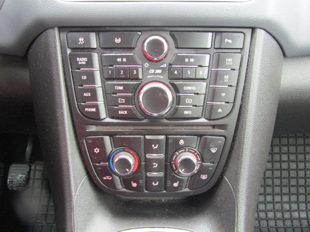 Opel Meriva 1.4T , 103 kW benzín, 2011 - 9