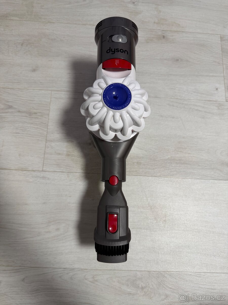 Dyson V7 Cord Free - 9