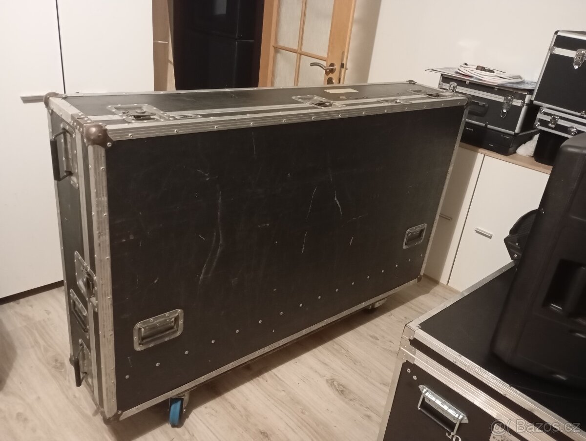 Prodám, Crest Audio X Eight 32 kanálu - 9