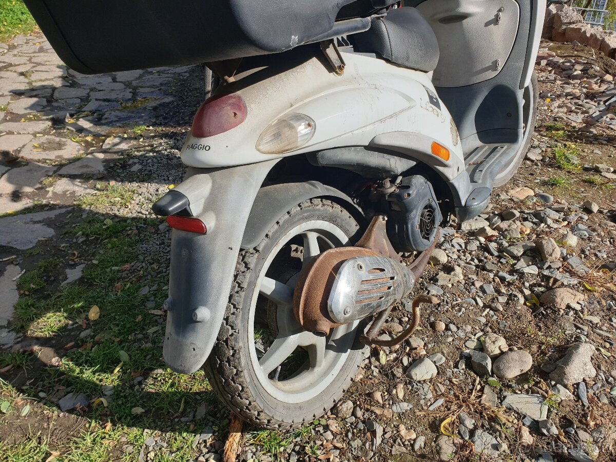 Piagio Liberty pošťák 125 - 9