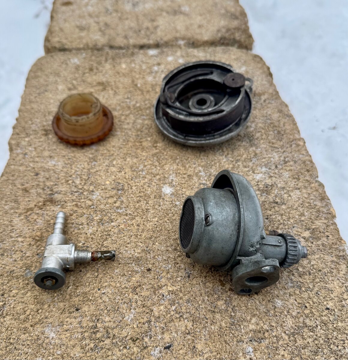 Stadion, Jawa Jawetta - dily - 9