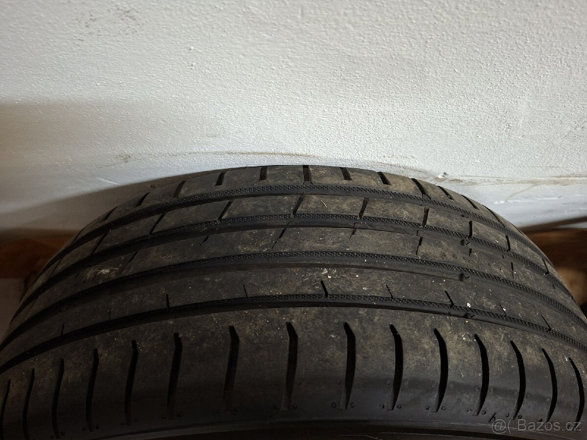 Alu kola R19 5x112 Škoda + letní pneu 235/40/19 Nokian - 9