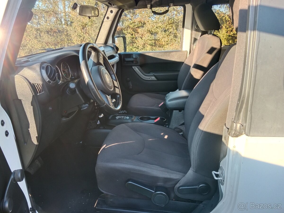 Jeep Wrangler sport 3.6 2015 - 9