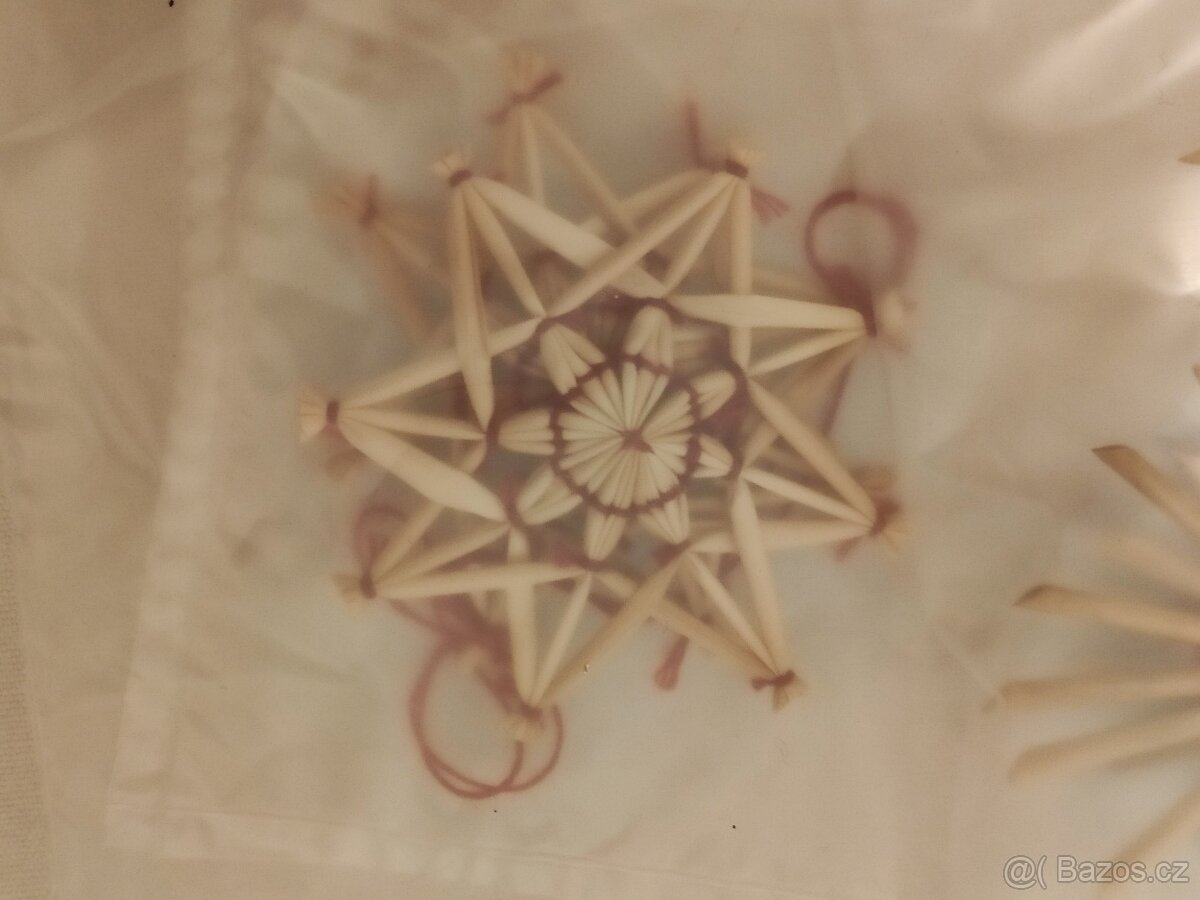 vánoční ozdoby slaměné balíček 14 ks 70,- Kč - 9