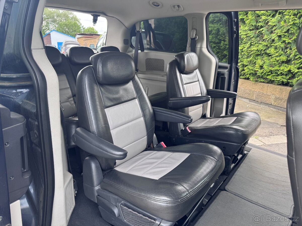 Chrysler Town Country Gr Caravan 3,3 LPG RT 2008 - 9