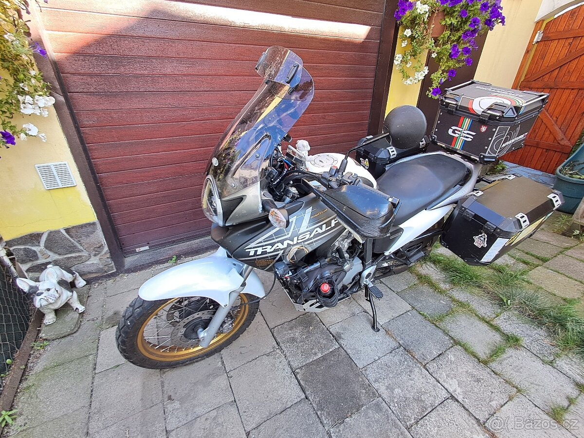 Honda XL 700 V r.v. 2012 - 9