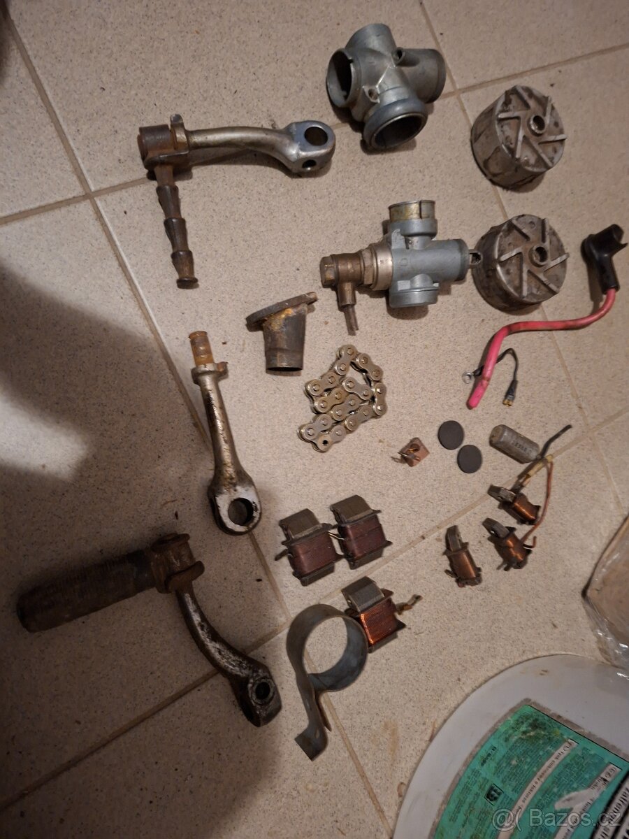 Nahradni dily - jawa CZ, pionyr, kyvacka - mix - 9