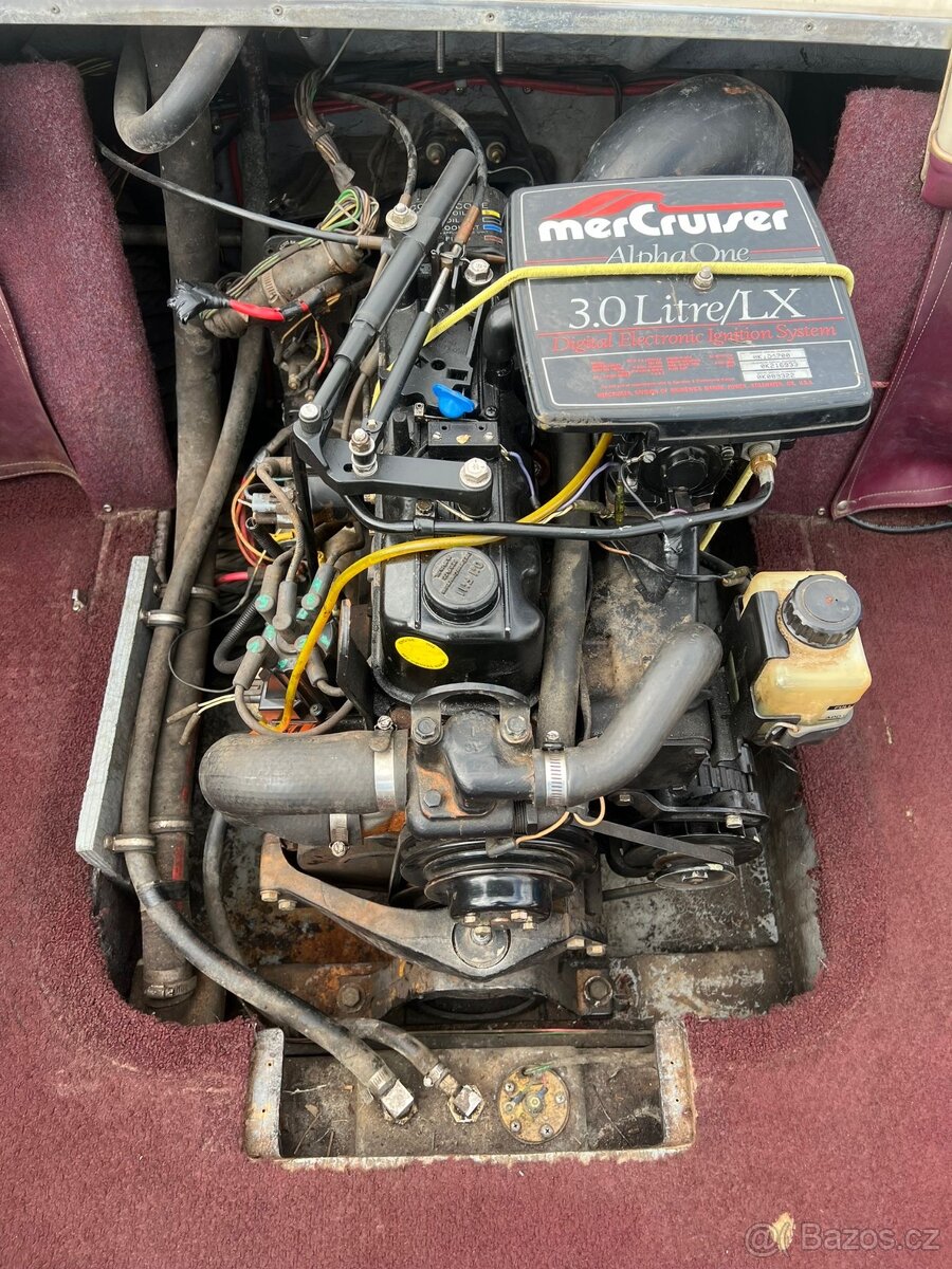 Maxum 1700 SR Sleva - 9