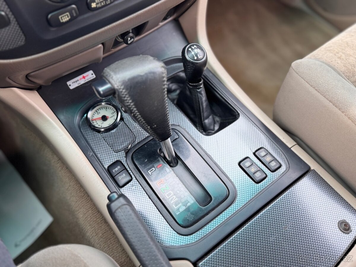 Toyota Land Cruiser HDJ 100 4.2 TD - 9