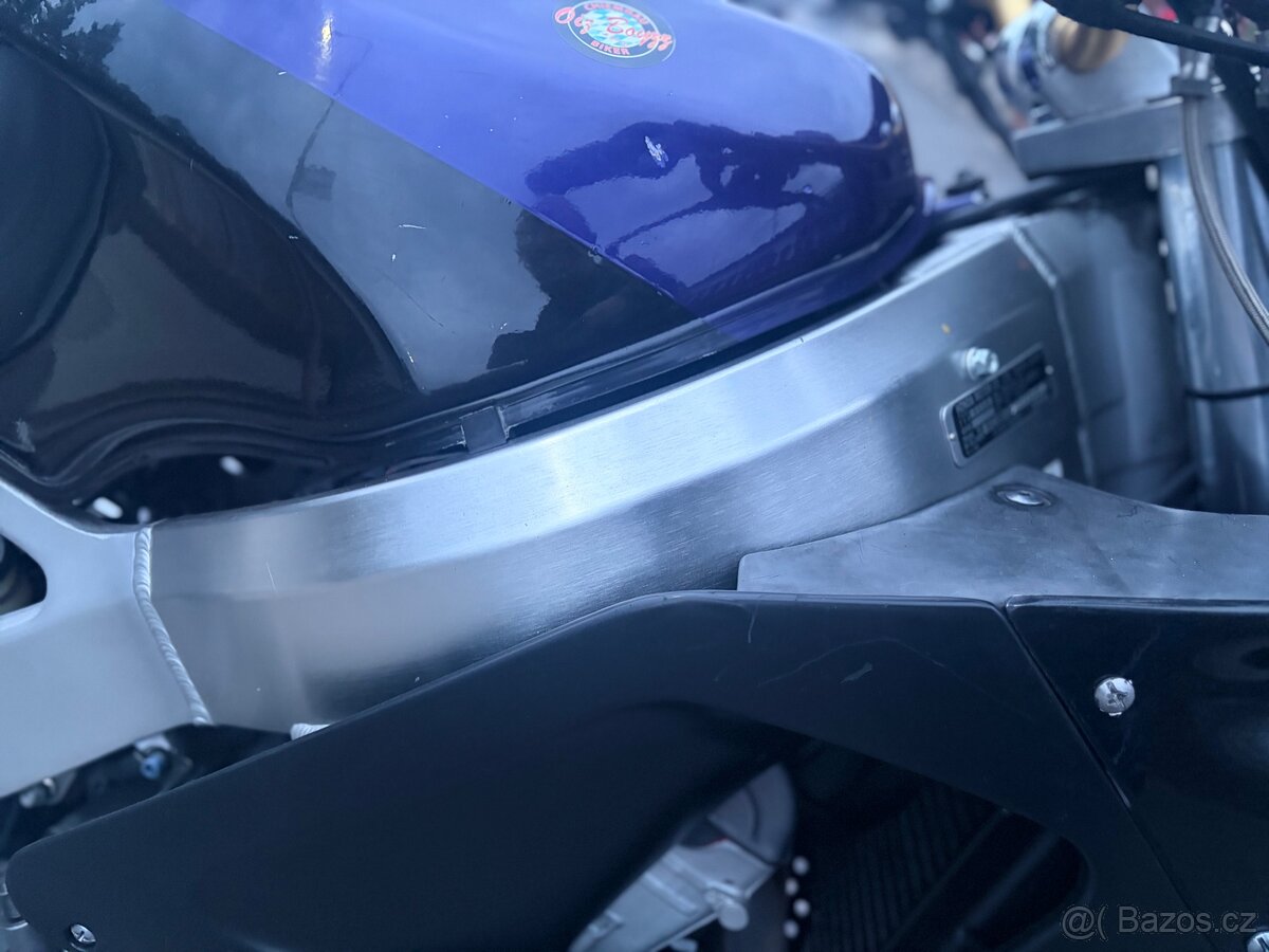 Honda Cbr 900 Rr Fireblade - 9