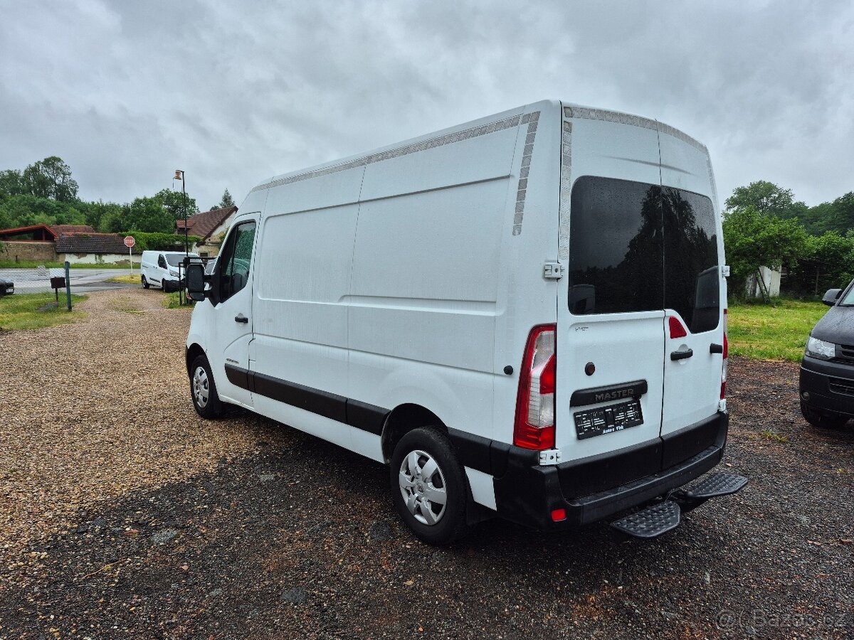 Renault Master L2H2 2,3Dci 135Ps rv. 2015 DPH - 9