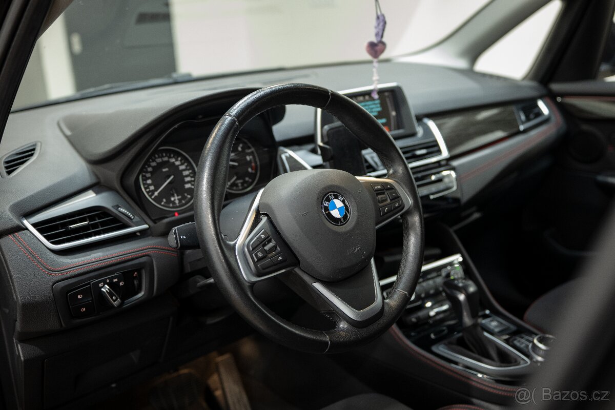 BMW 216d Active Tourer - 9
