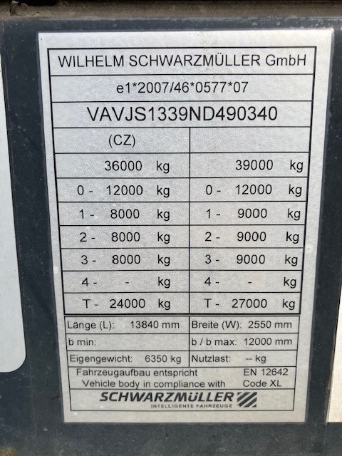 Prodám Schwarzmüller, Lowdeck, r.v. 2022. - 9