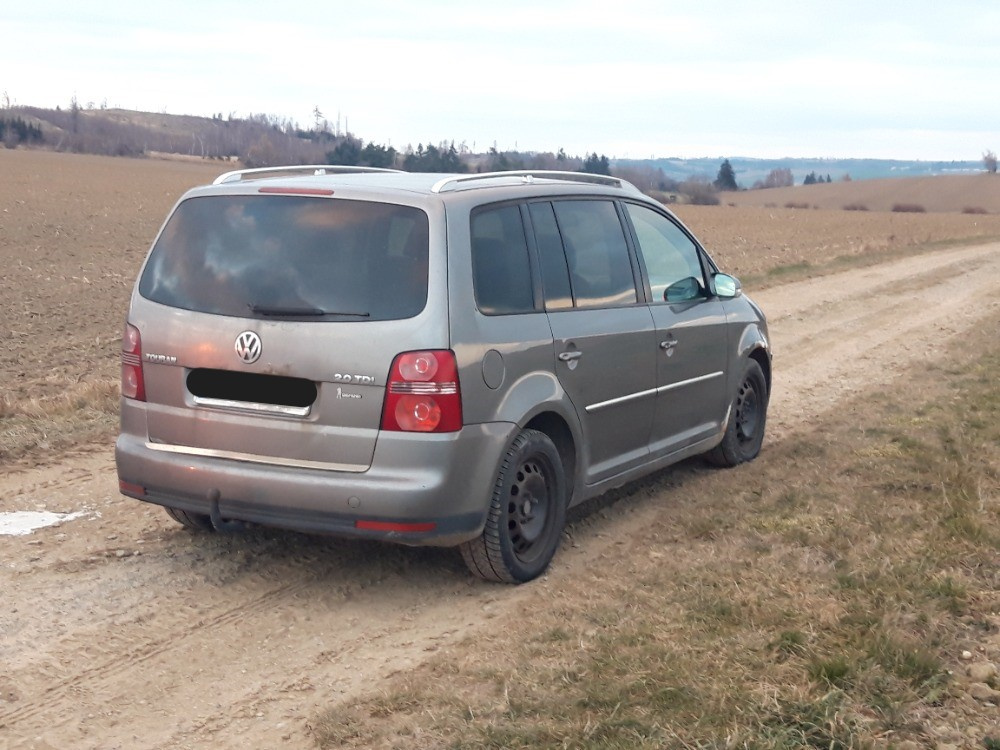 Volkswagen Touran 2.0 TDi - 9