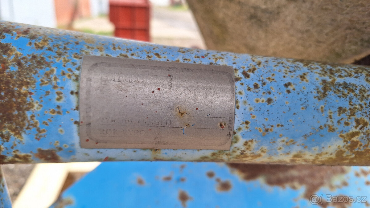 rozmetadlo umělých hnojiv - 9