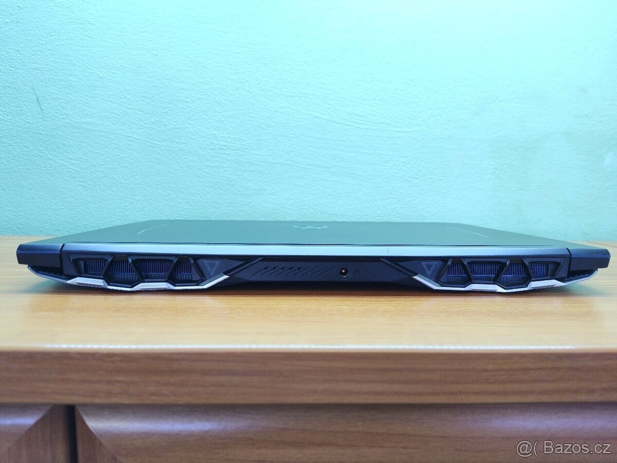 Predator Helios RTX-3080,i7,1TB,RGB-CZ,Kovový. - 9